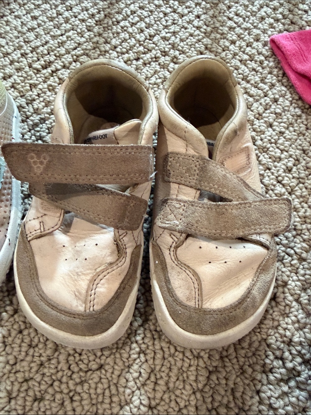 Vivo Barefoot Kids Beige and Tan Velcro Sneakers - kids 27 euro